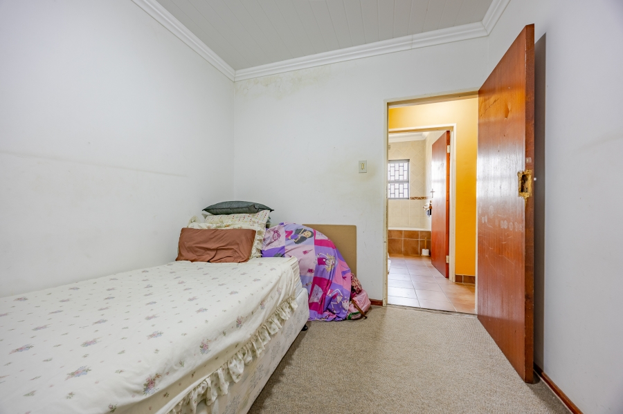 4 Bedroom Property for Sale in Riverton Western Cape